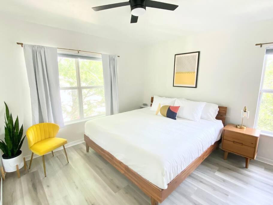 Sanctuary Gainesville Bright 2 Bedroom King Condo מראה חיצוני תמונה