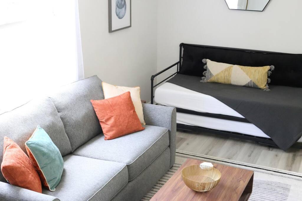 Sanctuary Gainesville Bright 2 Bedroom King Condo מראה חיצוני תמונה